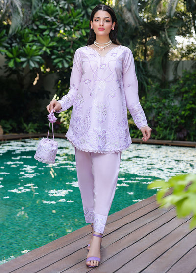 LOVéNT Embroidered Pret