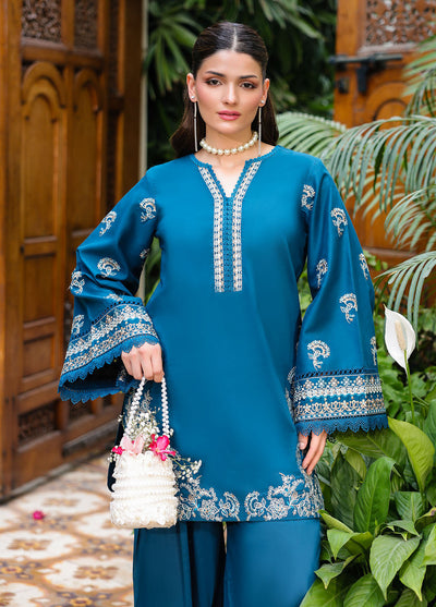 LOVéNT Embroidered Pret