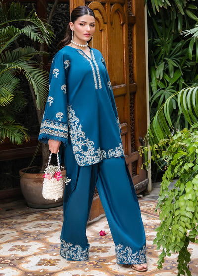 LOVéNT Embroidered Pret