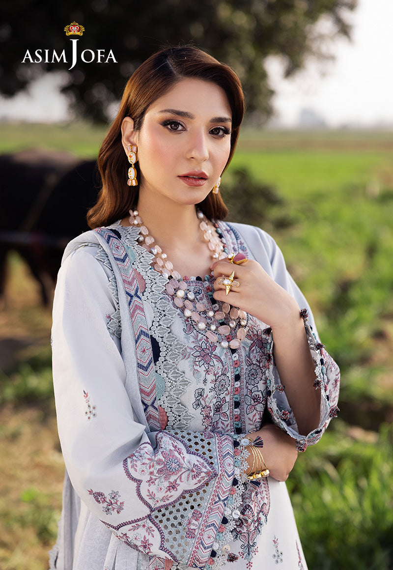 EMBROIDERED LAWN 3 PCS