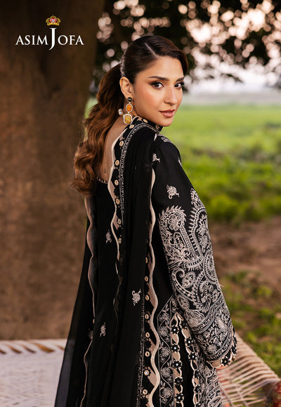 EMBROIDERED LAWN 3 PCS