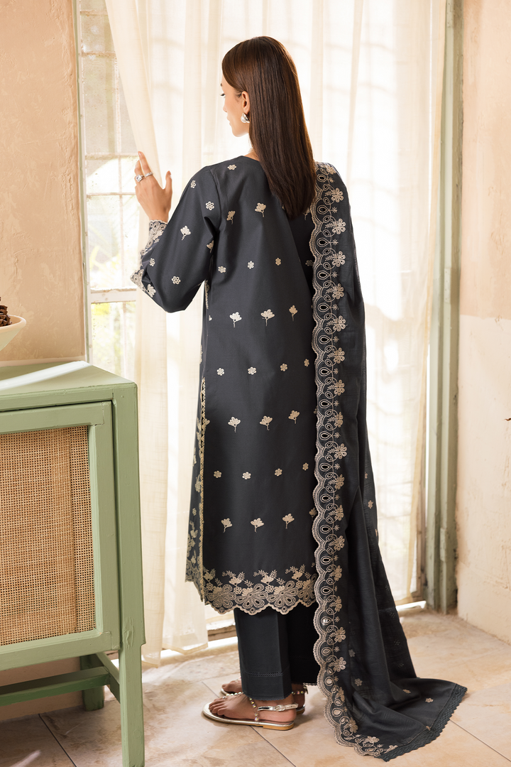 Nissa Chikankari Exclusive