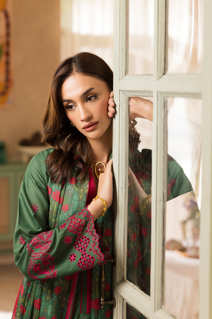 Nissa Chikankari Exclusive