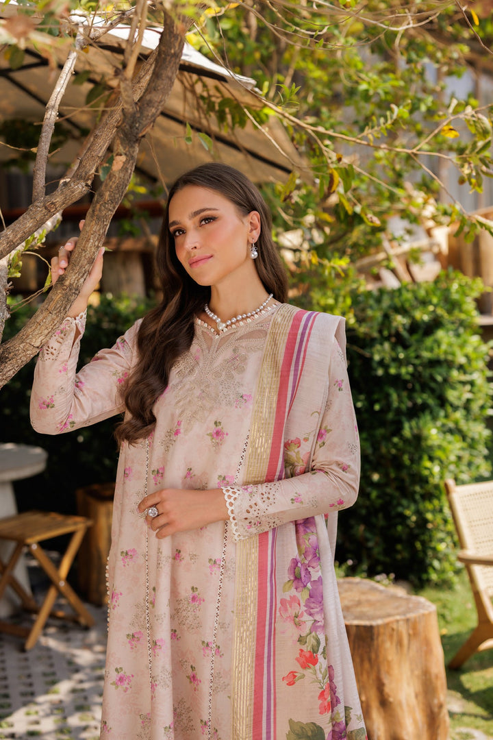 Luxury Lawn