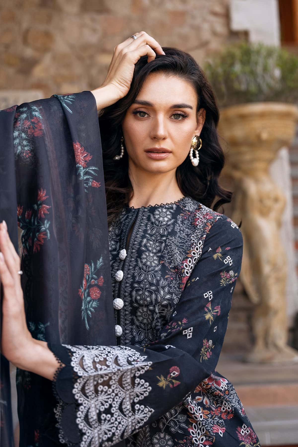 Afrozeh Damask Lawn