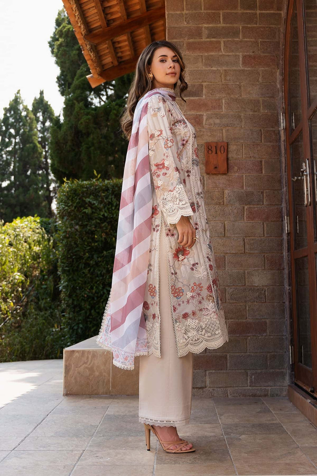 Afrozeh Damask Lawn