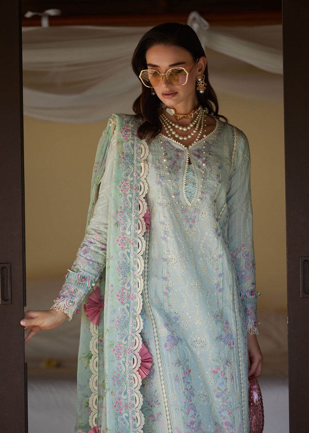 ariya luxury lawn