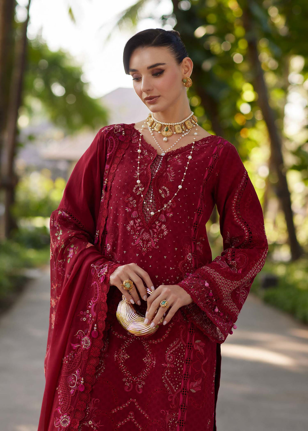 ariya luxury lawn