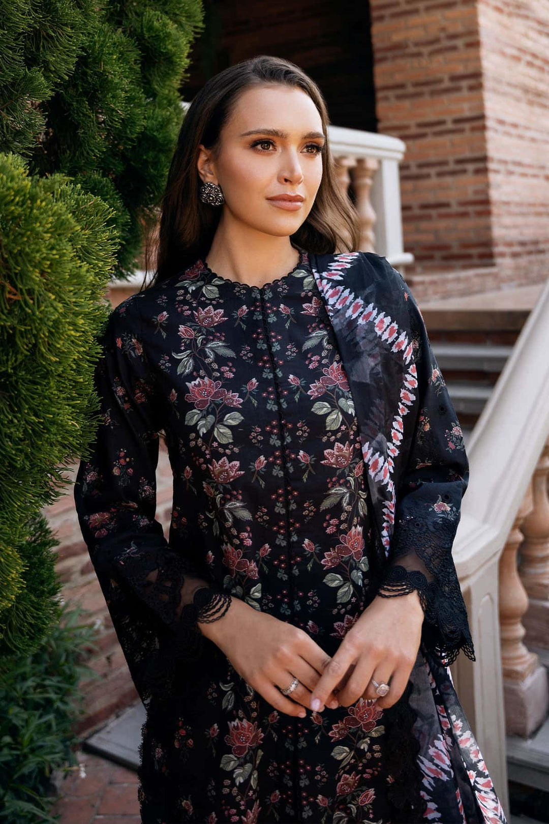 Afrozeh Damask Lawn