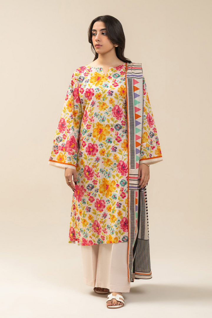 3 PIECE EMBROIDERED LAWN SUIT