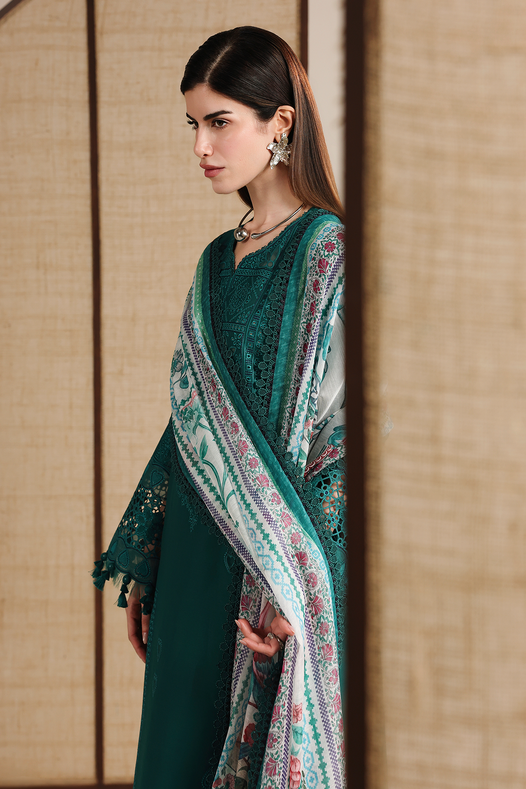 IRIS EMBROIDERED LAWN