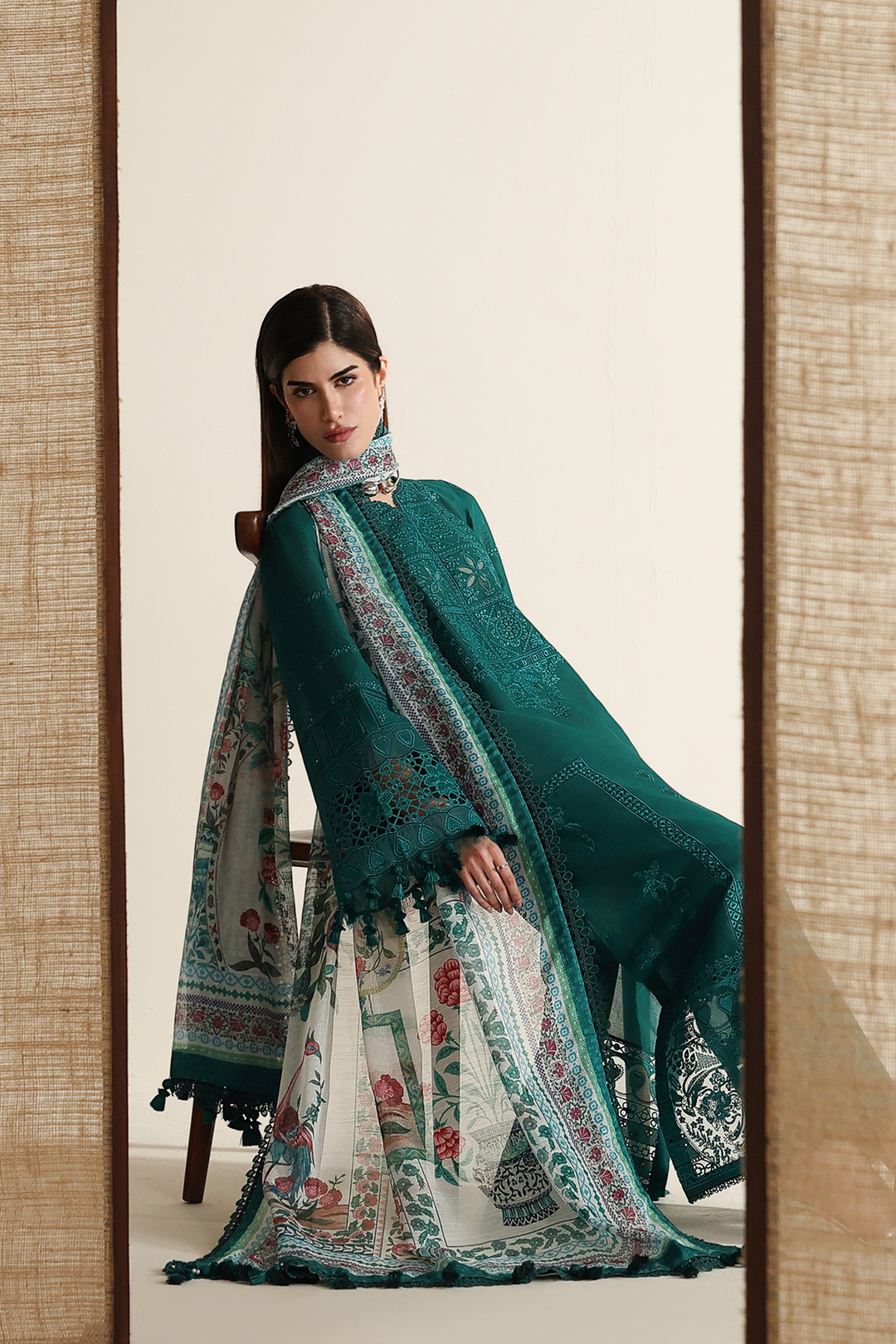 IRIS EMBROIDERED LAWN