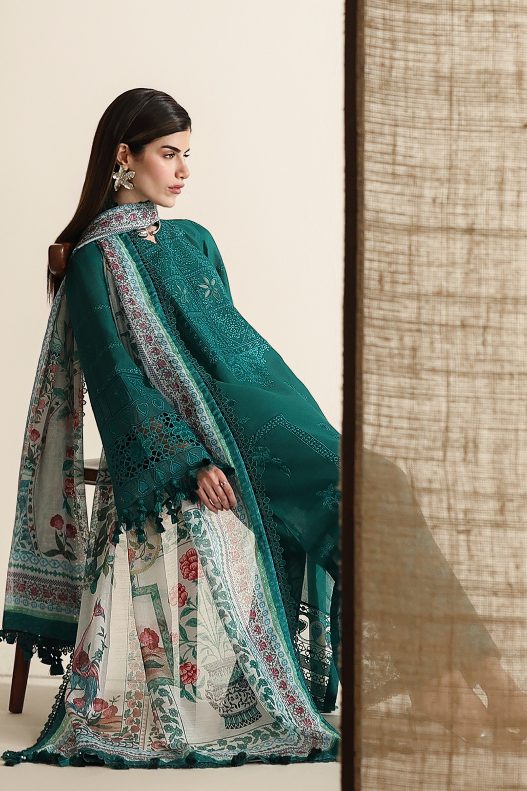 IRIS EMBROIDERED LAWN