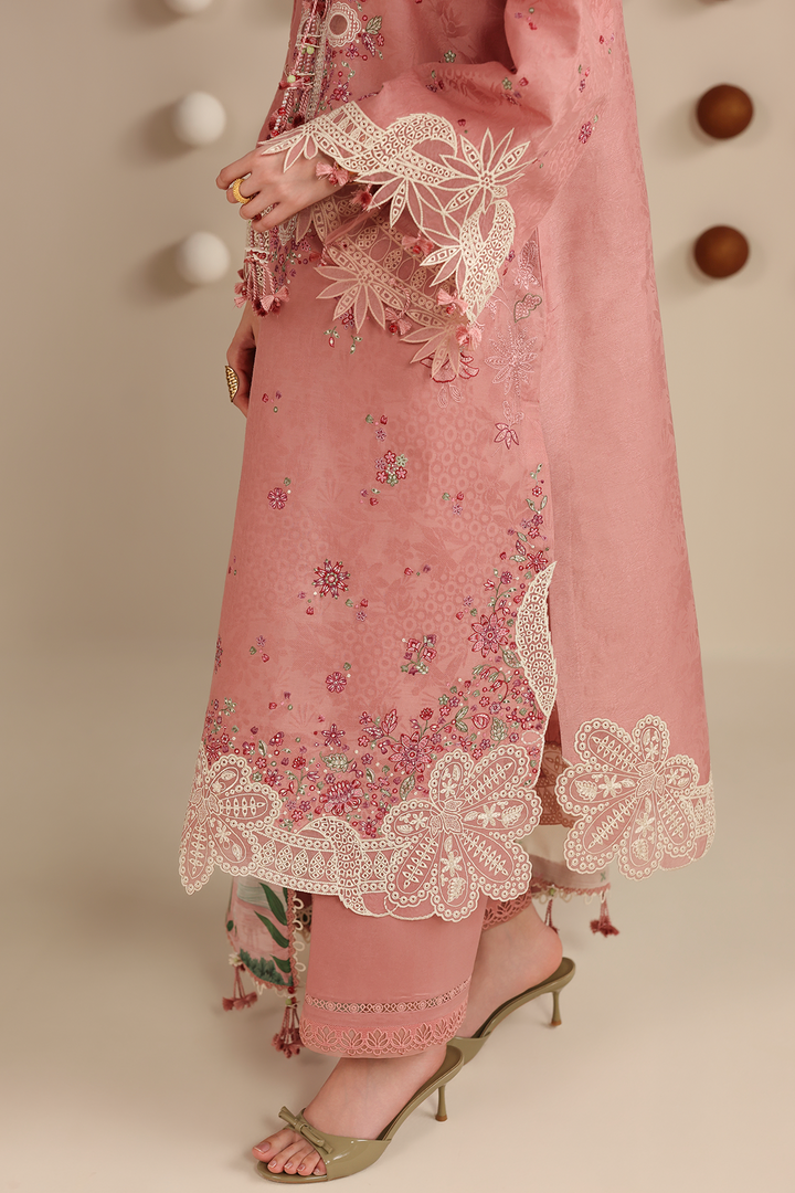IRIS EMBROIDERED LAWN