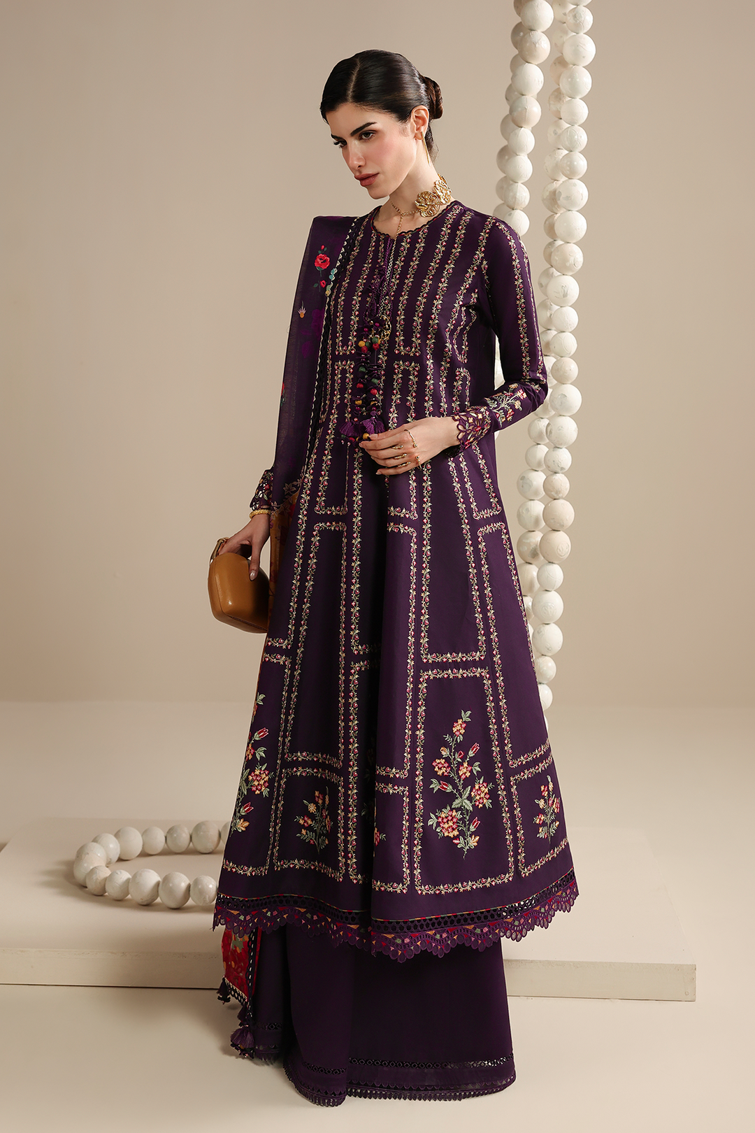 IRIS EMBROIDERED LAWN