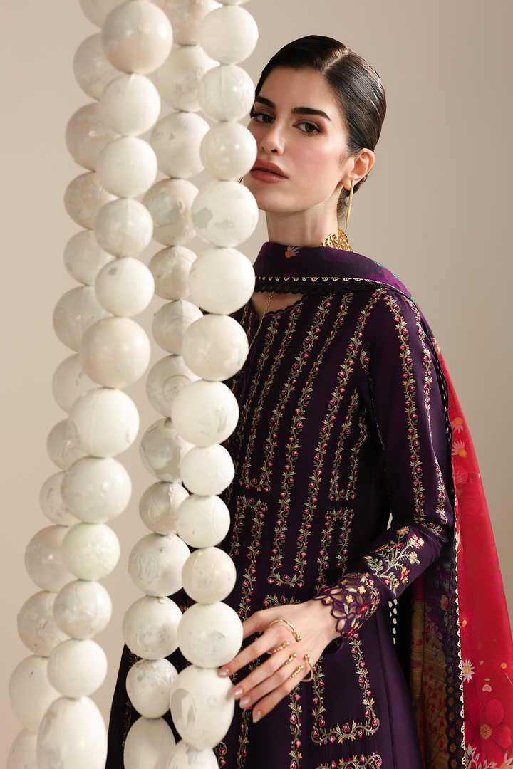 IRIS EMBROIDERED LAWN