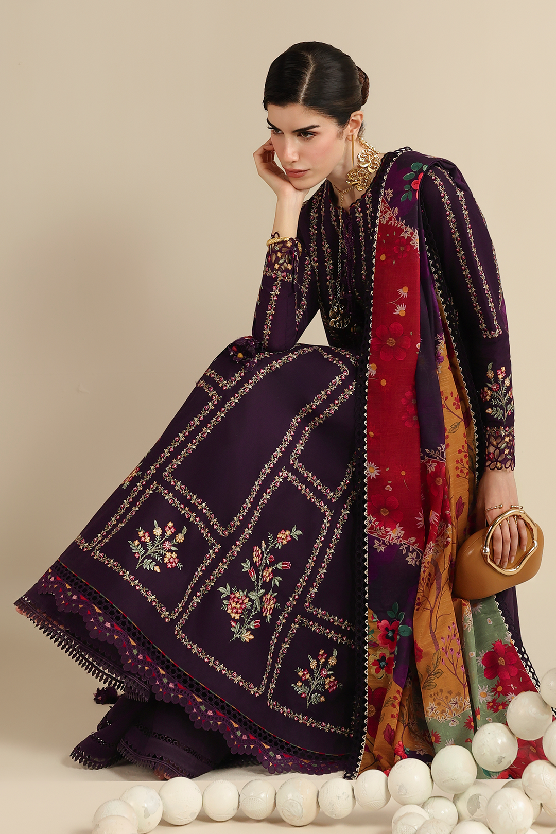IRIS EMBROIDERED LAWN