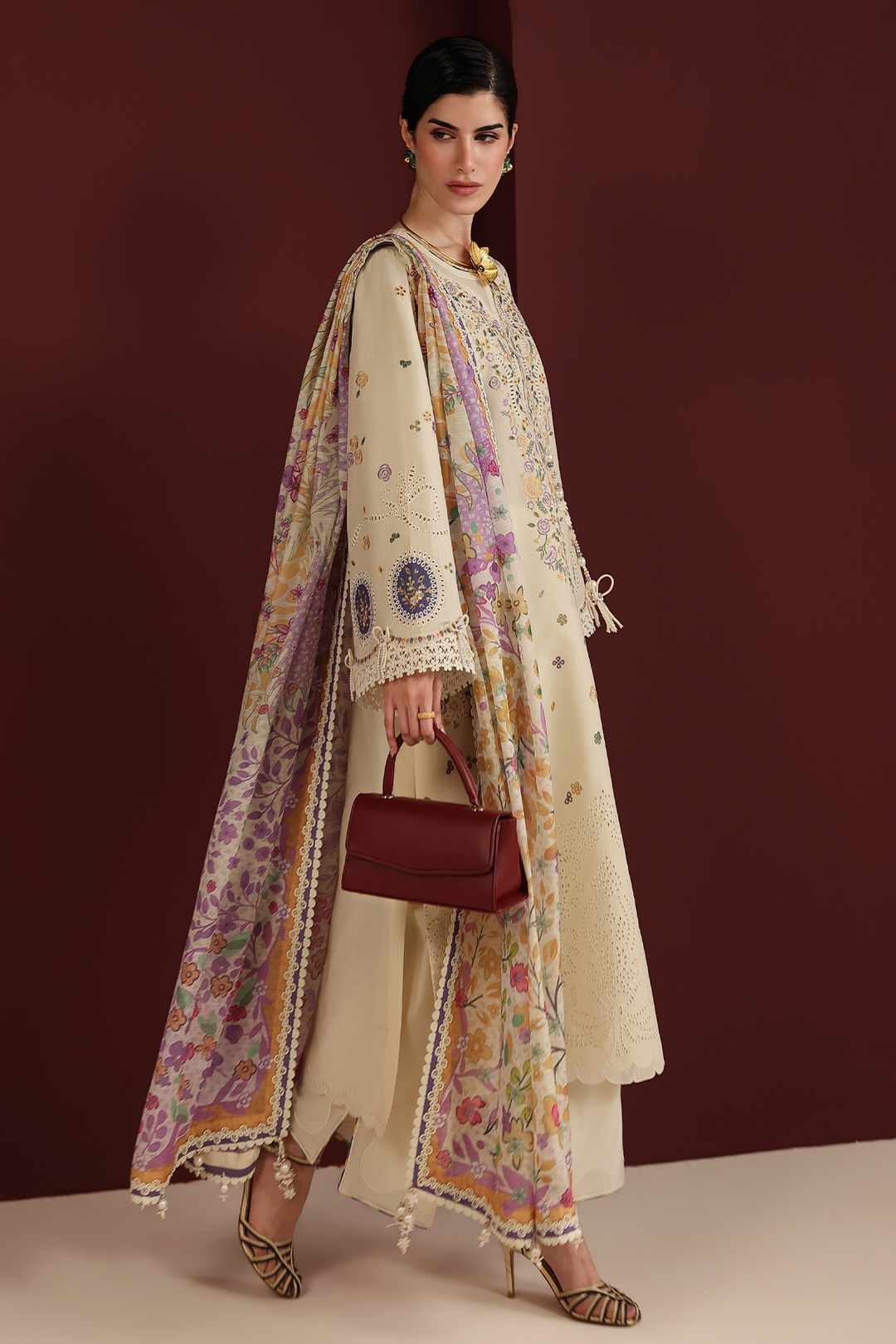 IRIS EMBROIDERED LAWN