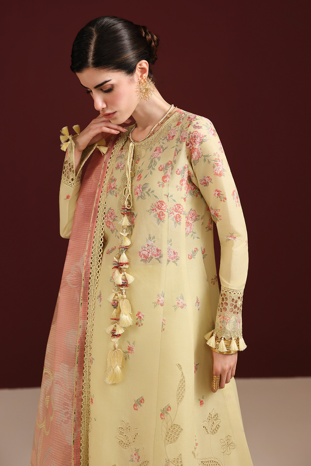 IRIS EMBROIDERED LAWN