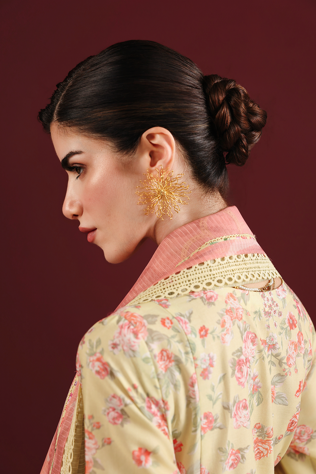 IRIS EMBROIDERED LAWN