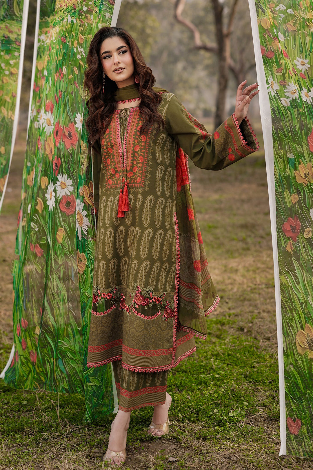 3-PC Unstitched Embroidered Lawn Collection Unstitched