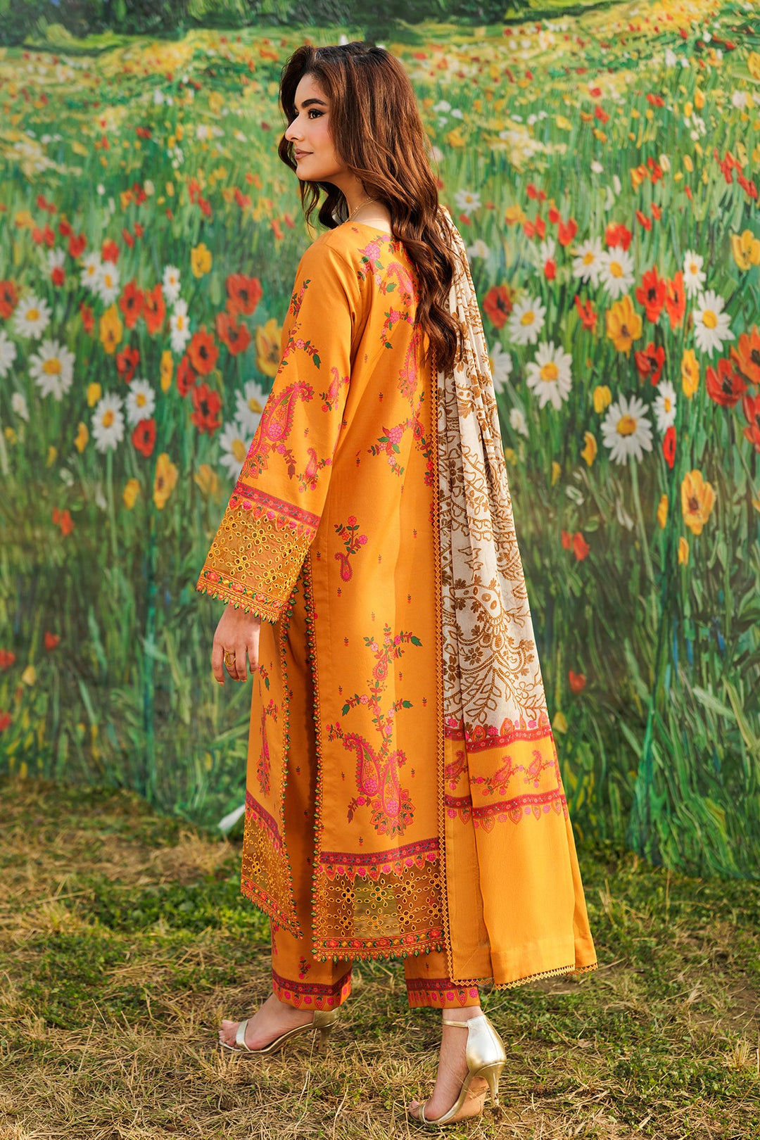 3-PC Unstitched Embroidered Lawn Collection Unstitched