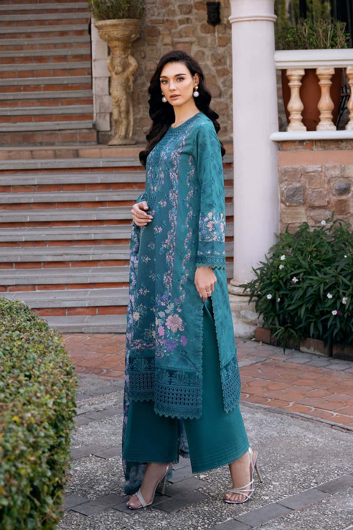Afrozeh Damask Lawn