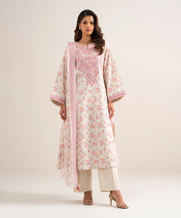 3 Piece - Embroidered Lawn Suit