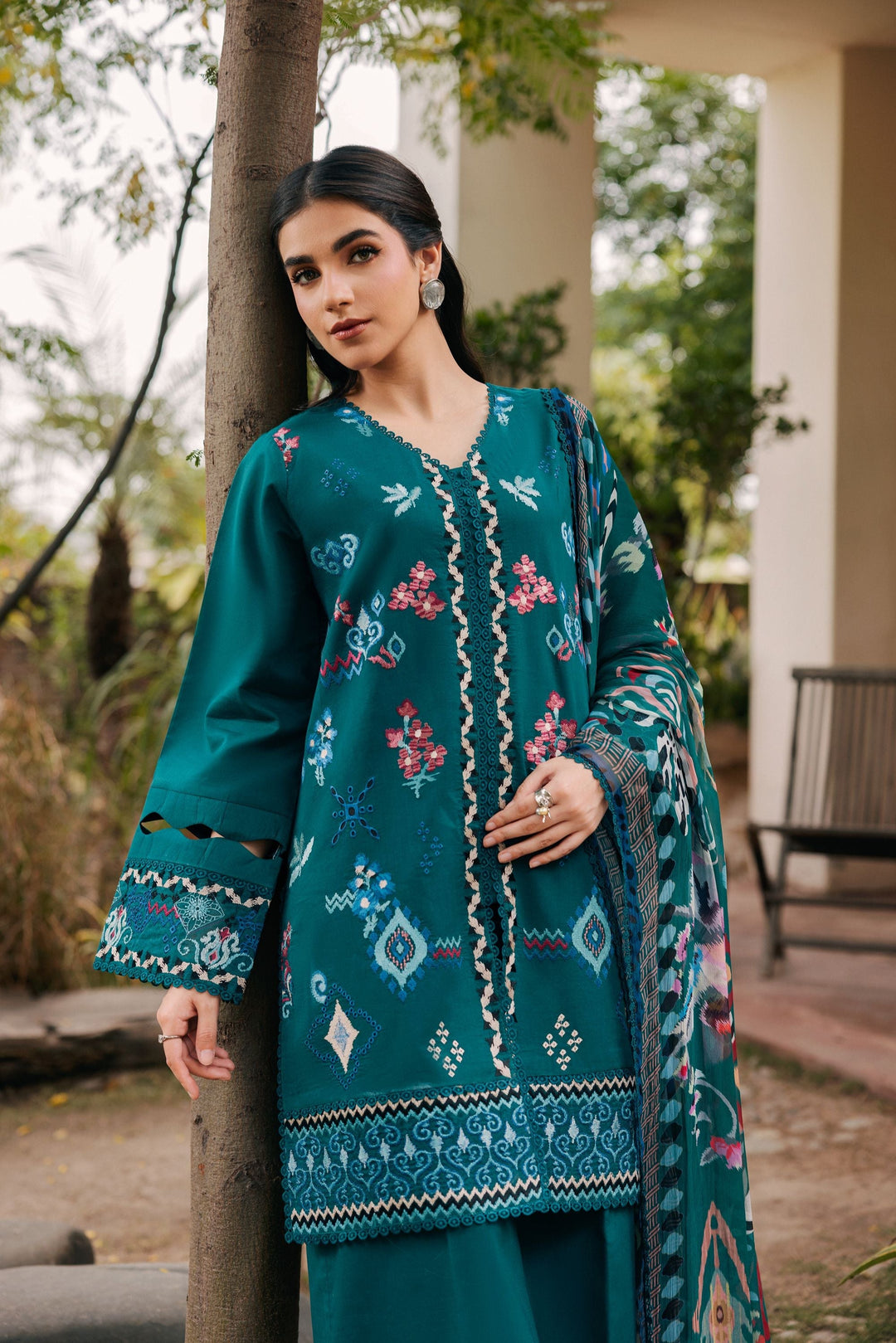 Festive Luxury Lawn &