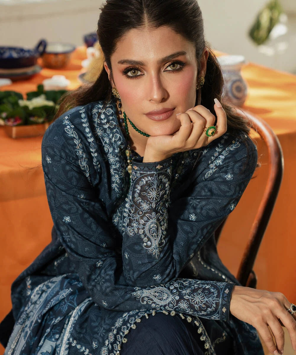 3 Piece - Embroidered Lawn Suit