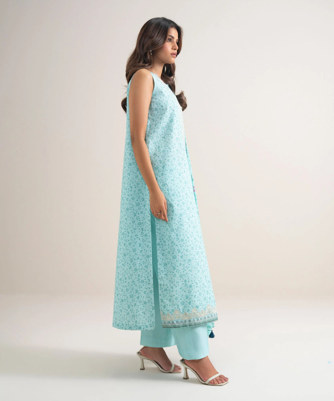 3 Piece - Embroidered Lawn Suit