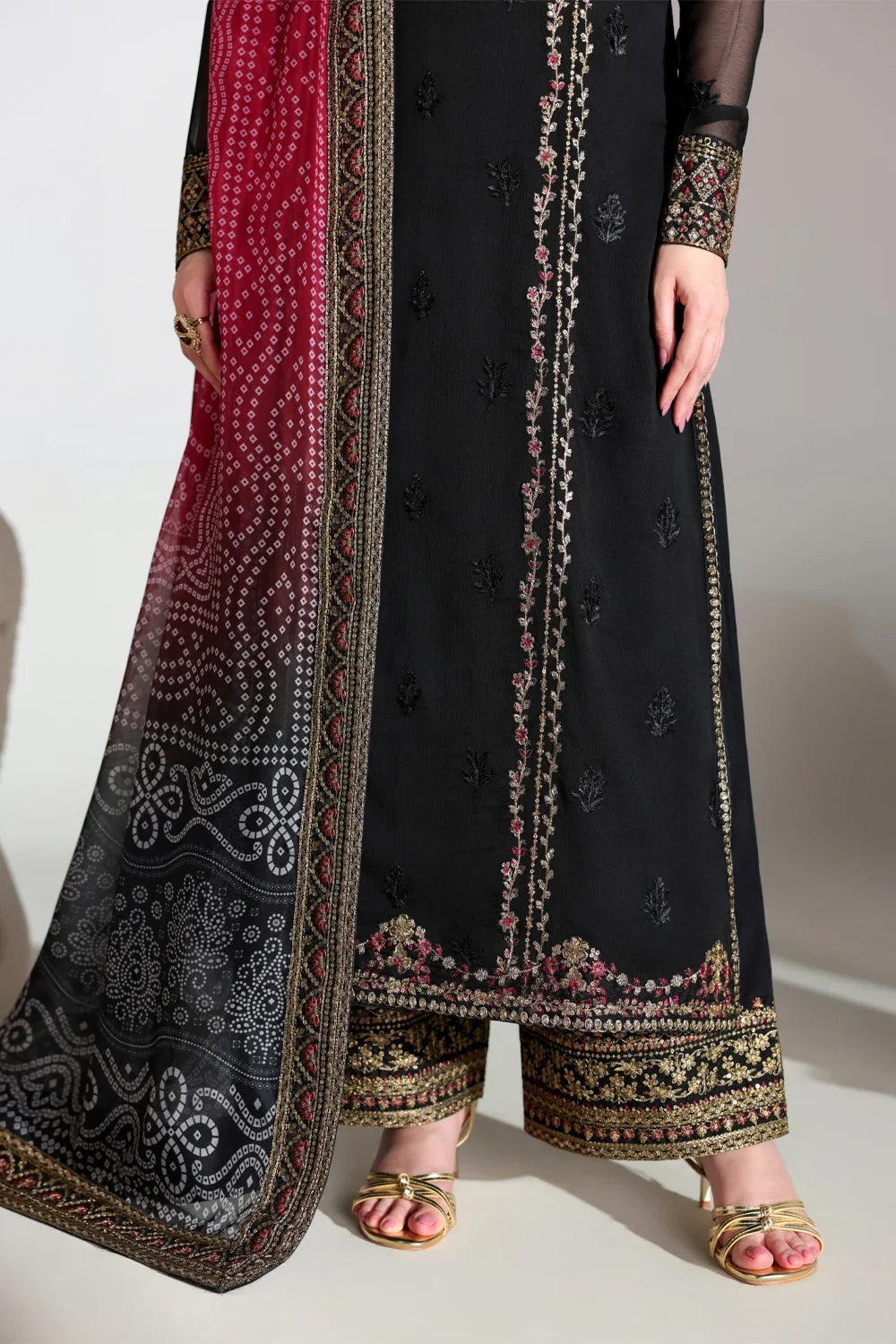 ENSEMBLES Embroidered 3pcs