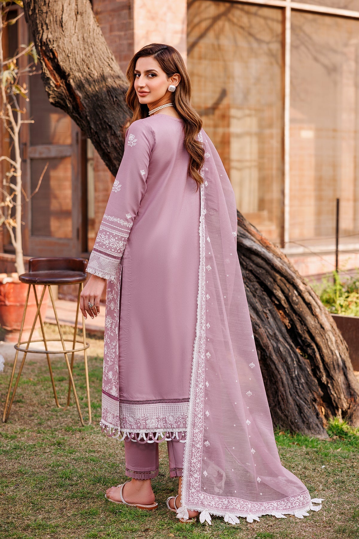 FARASHA DASTOOR EMBROIDERED LAWN || DAINTY LILAC