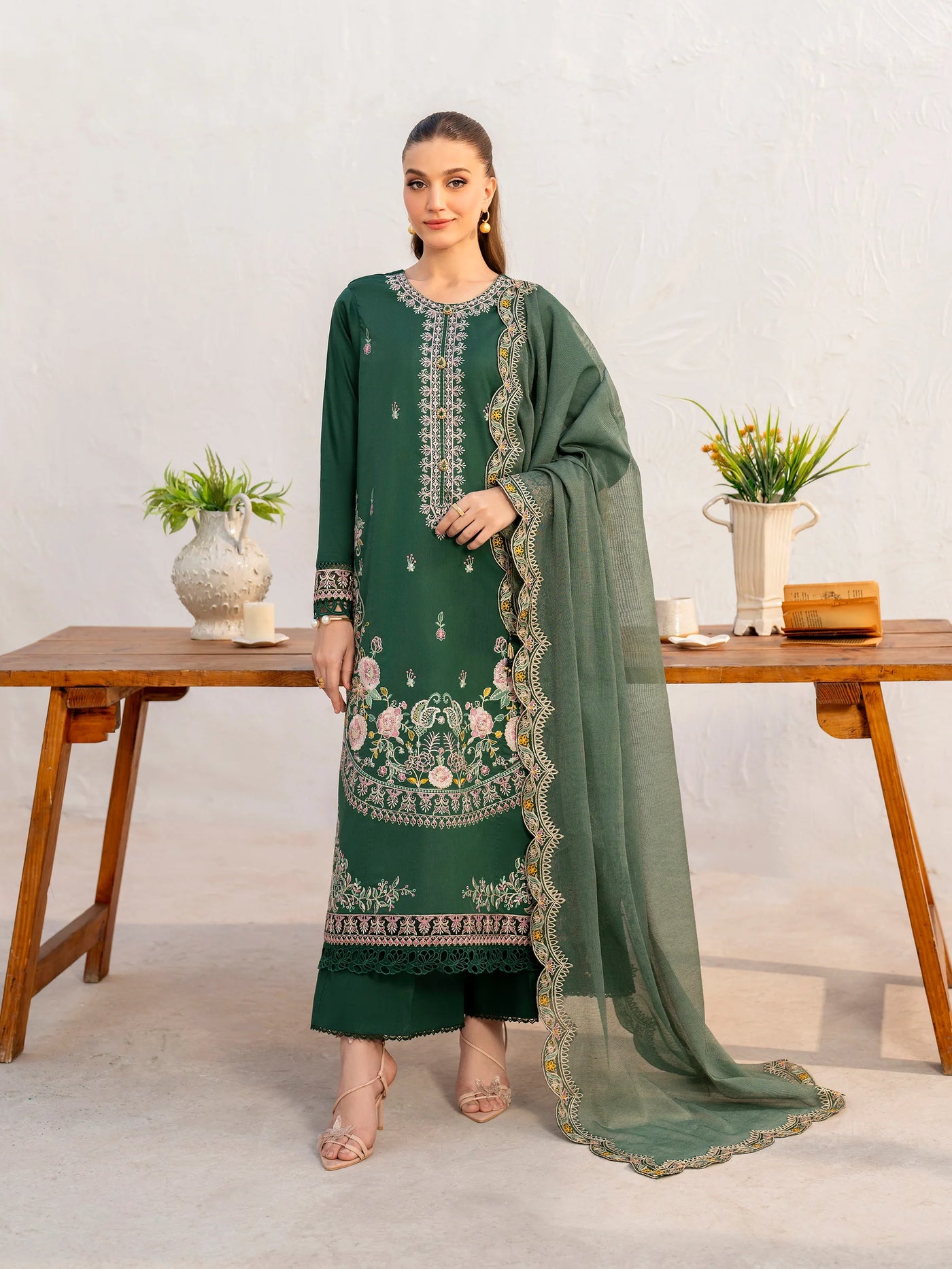 Husn-E-Arah Unstitched Lawn