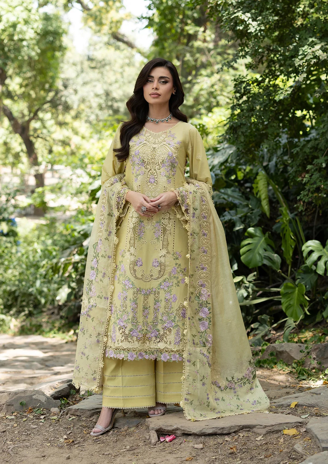 LUXURY LAWN VOL ll &