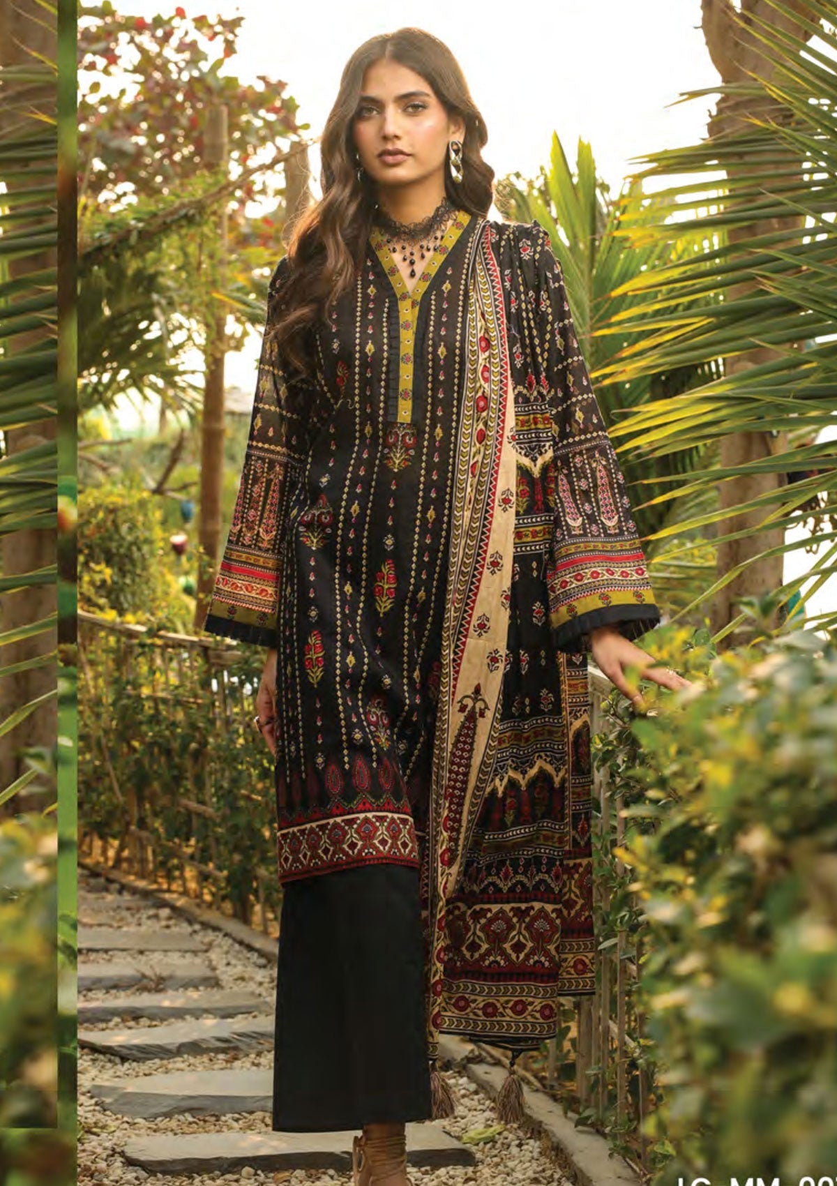 LAKHANY Unstitched Embroidered Lawn LG-MM-0011-A