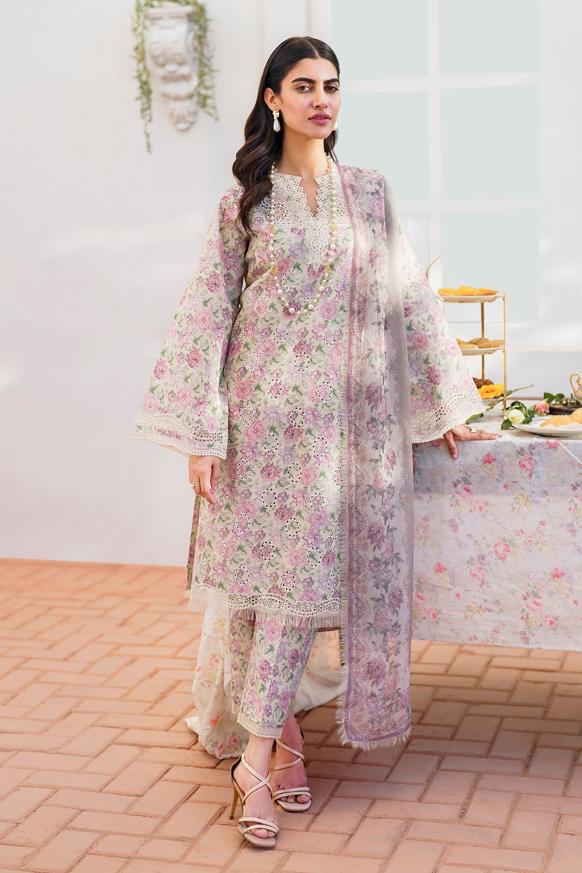 BAROQUE EMBROIDERED PRINTED LAWN UF-638