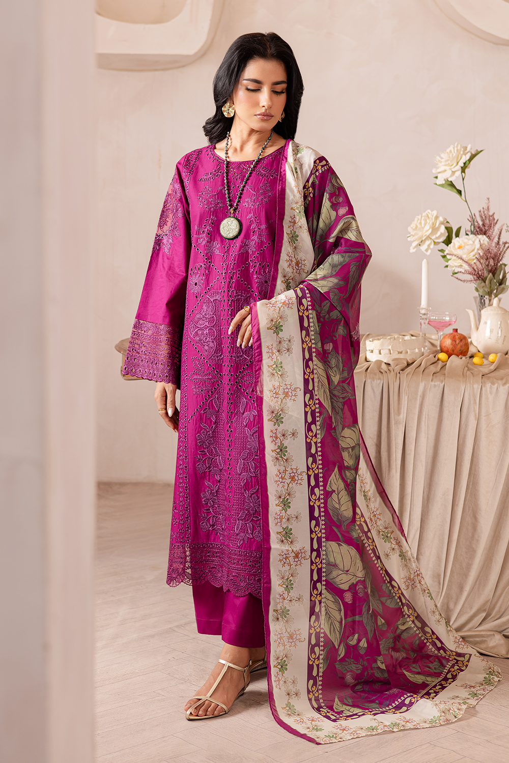 Embroidered Lawn ( Pret )