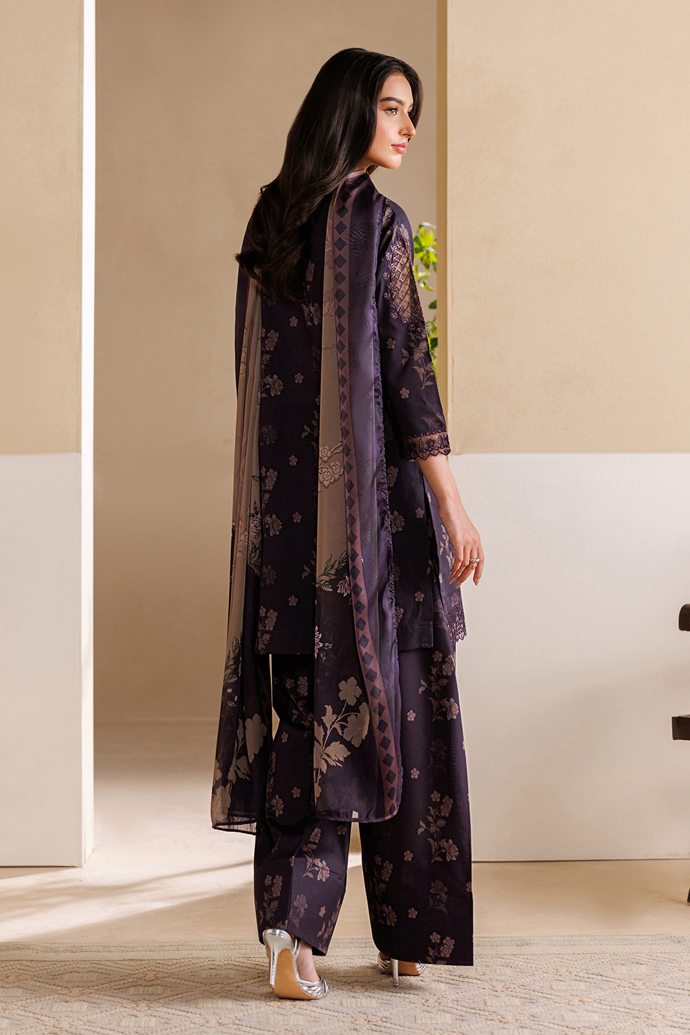 Printed Embroidered Lawn Pret