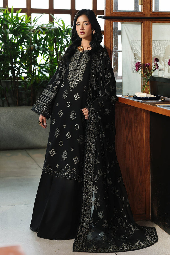 EMBROIDERED JACQUARD  SUIT 3 PC