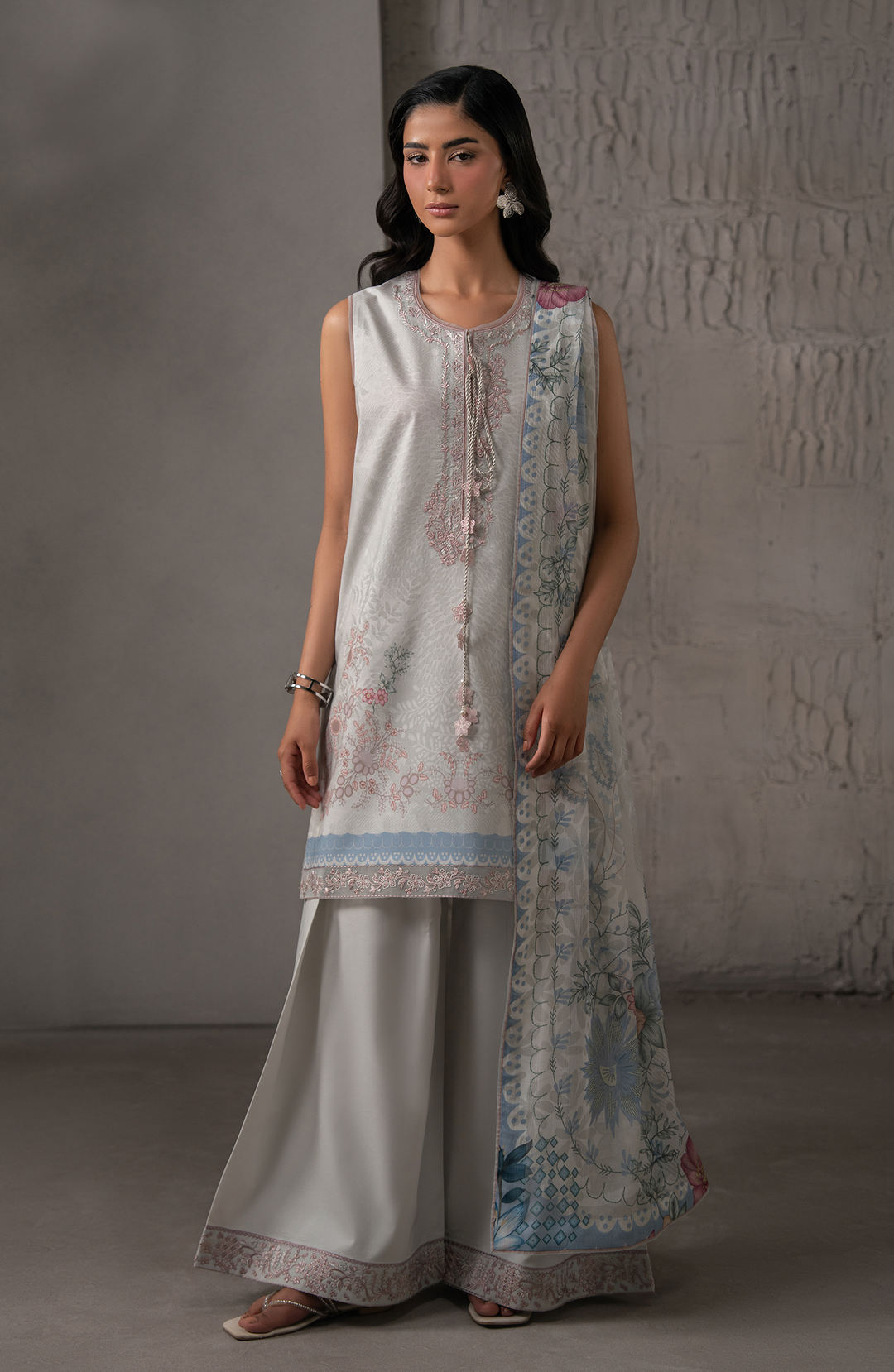 selure unstitched lawn
