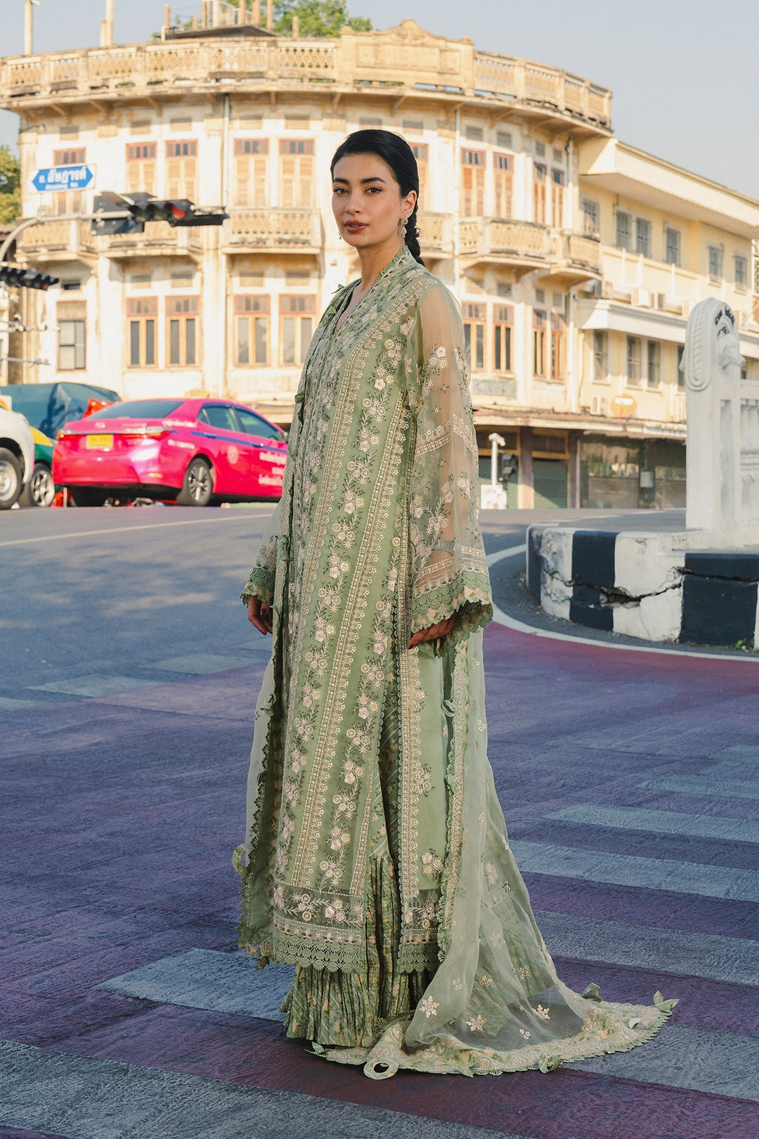 Mulaqaat Festive Lawn 26
