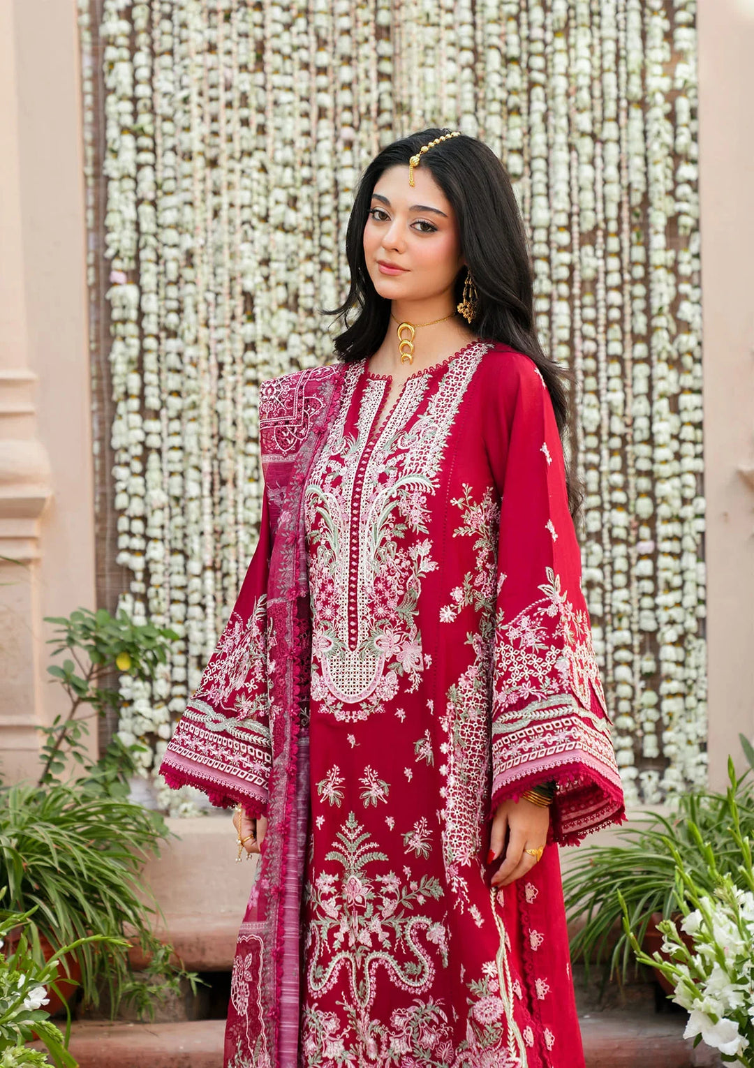 EK FASANA - LUXURY LAWN &