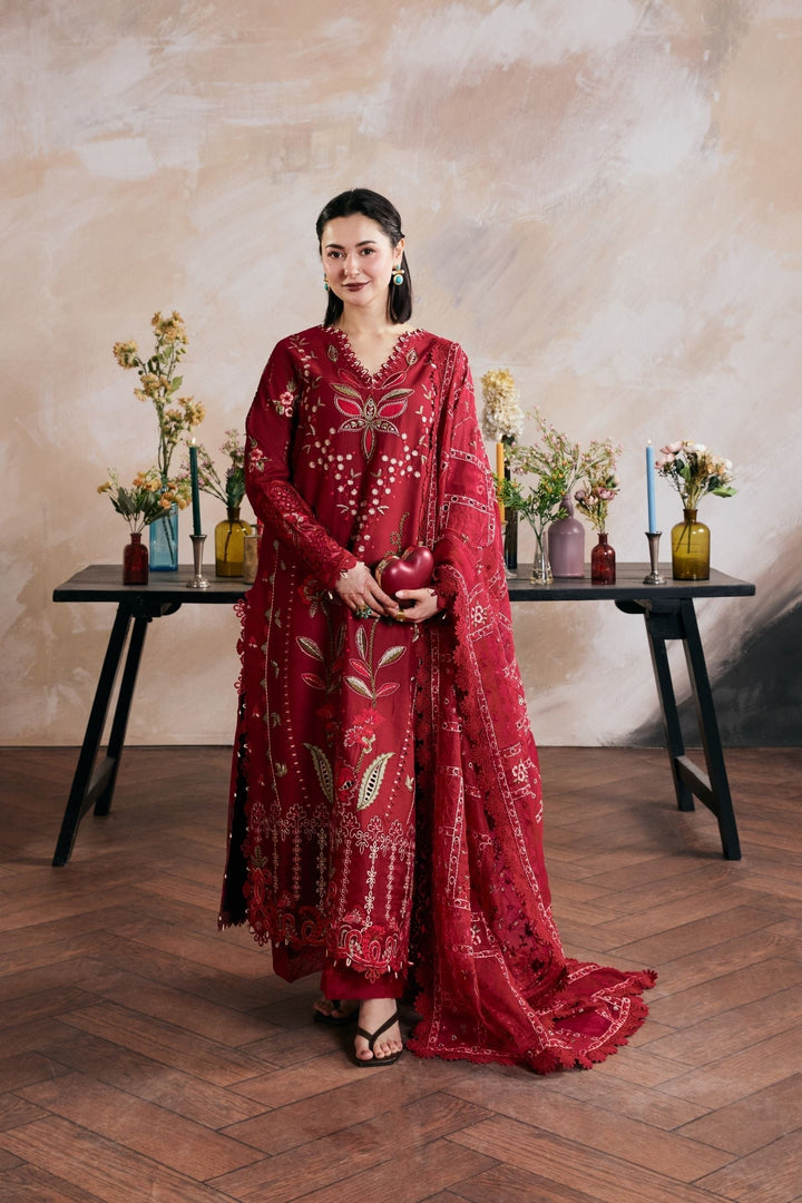 Luxury Lawn &
