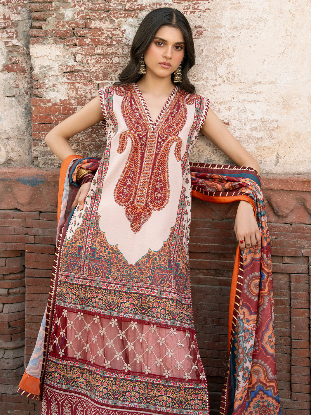 Naqsh Naaz Luxury Lawn