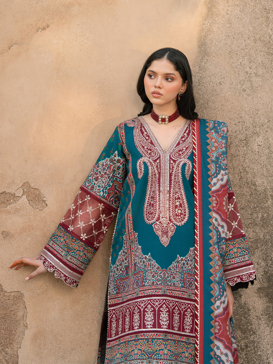 Naqsh Naaz Luxury Lawn