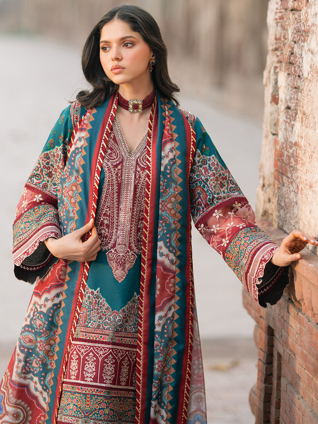 Naqsh Naaz Luxury Lawn