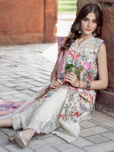 Naqsh Naaz Luxury Lawn