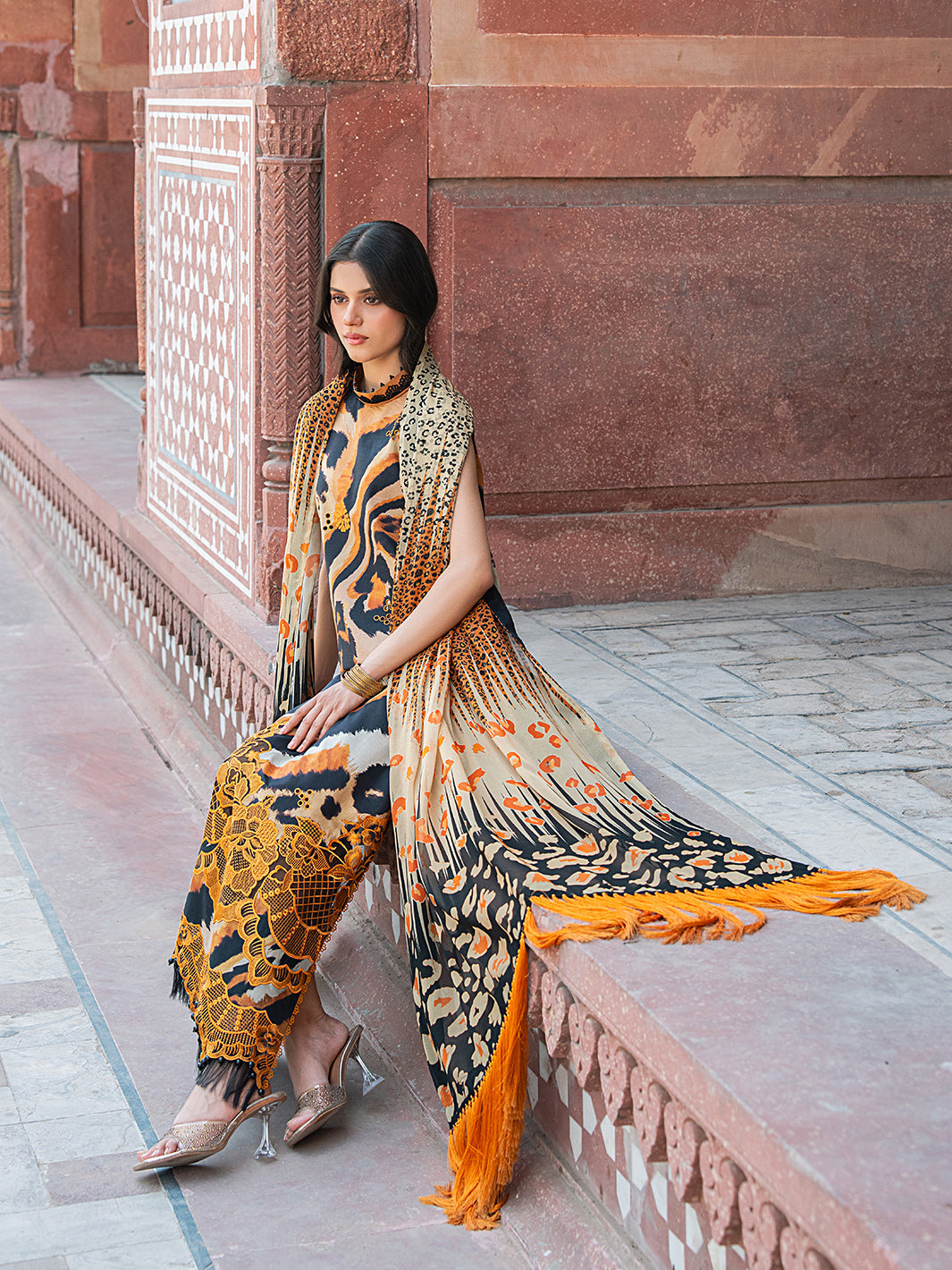 Naqsh Naaz Luxury Lawn