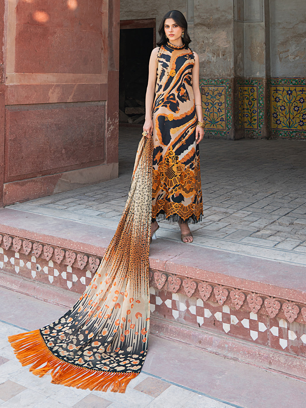 Naqsh Naaz Luxury Lawn